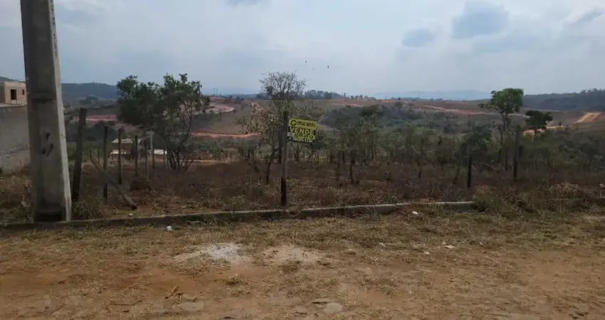 Terreno à venda na Rua Eurigens de Souza, 180, Lima Dias, Conselheiro Lafaiete