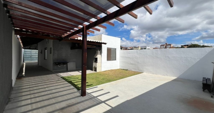 Casa com 3 quartos à venda na Rua Paraopeba, 355, Parque Turistas, Contagem