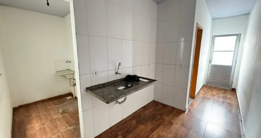 Kitnet / Stúdio para alugar na Rua Bráz Baltazar, 254, Caiçaras, Belo Horizonte