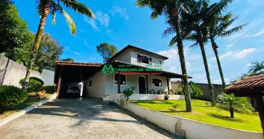 Casa de Condomínio para venda em Los Álamos de 1365.00m² com 3 Quartos, 3 Suites e 4 Garagens