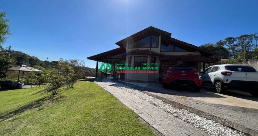 Casa de Condomínio para venda em Los Álamos de 1225.00m² com 3 Quartos, 1 Suite e 8 Garagens