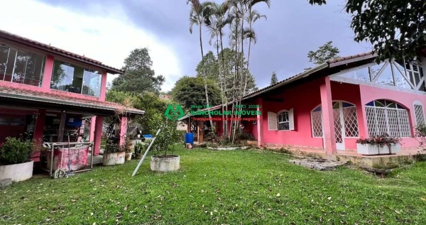Casa de Condomínio para venda em Parque Santo Afonso de 800.00m² com 3 Quartos, 1 Suite e 3 Garagens