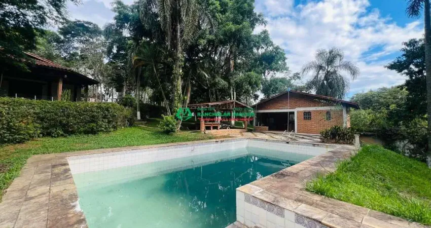 Chácara para venda em Portal Do Santa Paula de 7000.00m² com 4 Quartos e 4 Suites