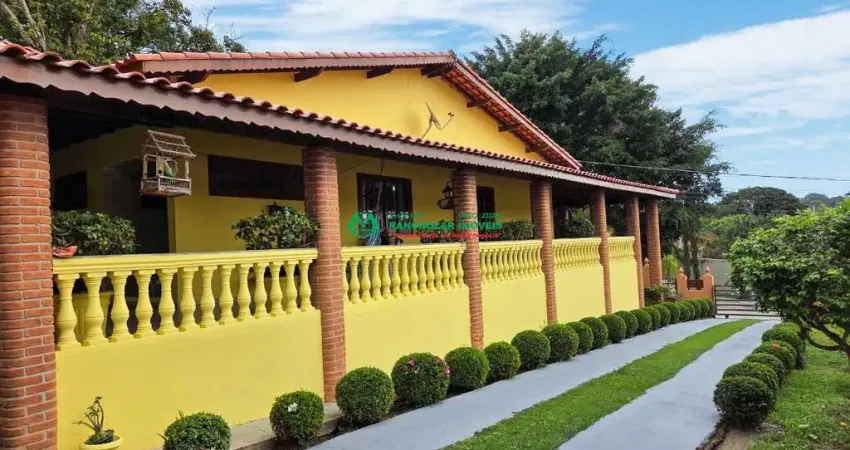 Casa de Condomínio para venda em Colonial Village (caucaia Do Alto) de 1409.70m² com 4 Quartos, 1 Suite e 2 Garagens