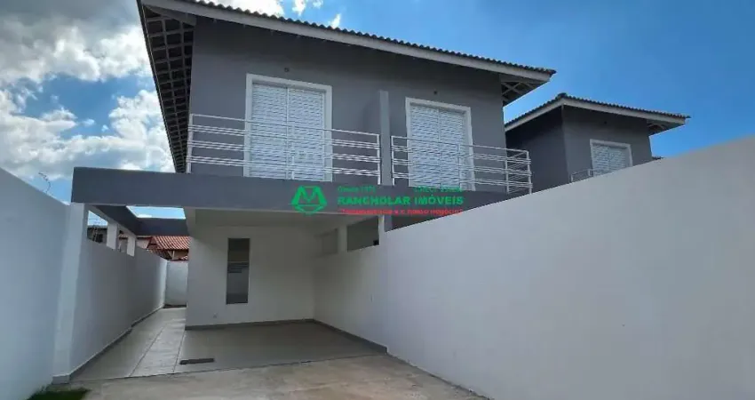 Casa para venda em Centro de 150.00m² com 3 Quartos, 1 Suite e 4 Garagens