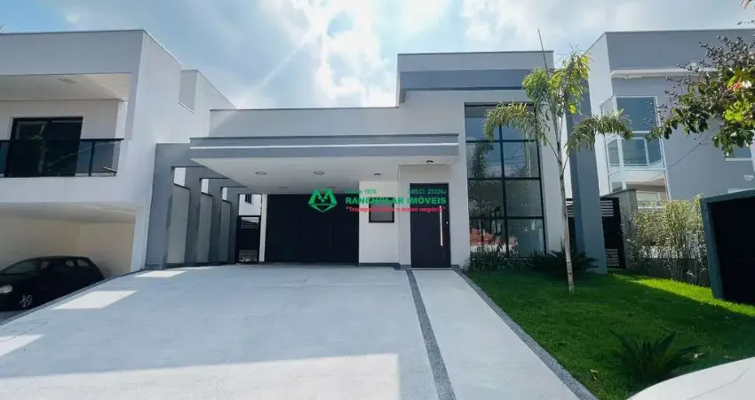 Casa de Condomínio para venda em Centro de 360.00m² com 3 Quartos, 3 Suites e 4 Garagens
