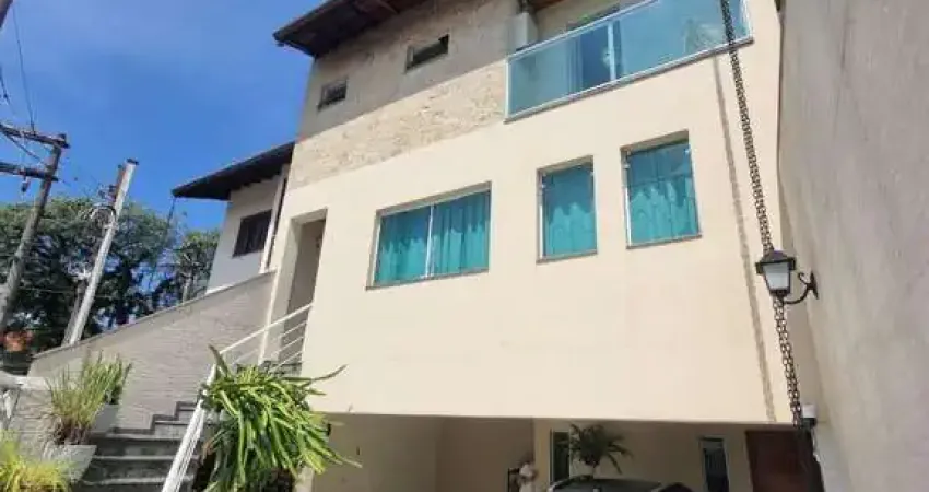 Sobrado em Jardim Maria Cecilia  -  São Bernardo do Campo