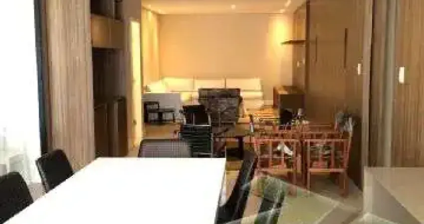 Ubatuba, Centro - Aptos com 180m2 de área útil, com ótima localização.