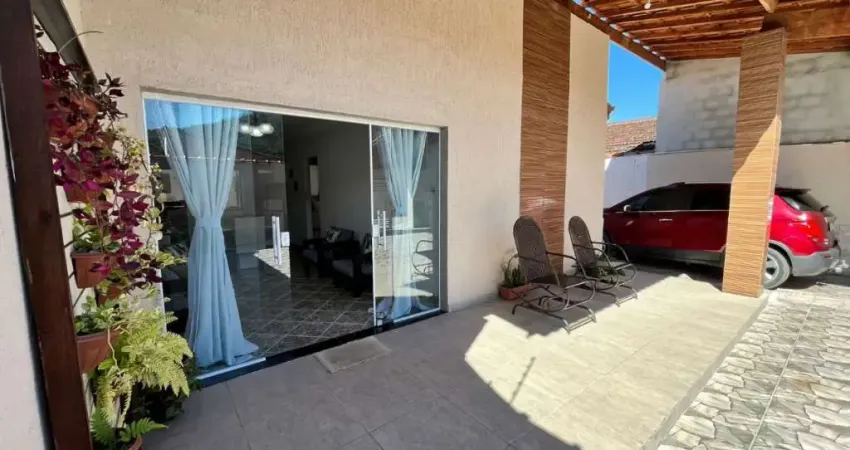 Ubatuba, Pereque Açu, linda casa reformada apenas 300 metros da Praia.