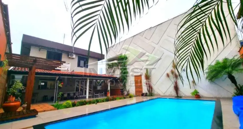 Ubatuba, Centro - Linda casa moderna com 3 Dormitórios mais uma suíte máster, área gourmet e piscina ampla