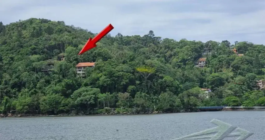Ubatuba, Itaguá - Lindo Terreno com belíssima vista para o mar 1300m2 em Final de Liberação Ambiental