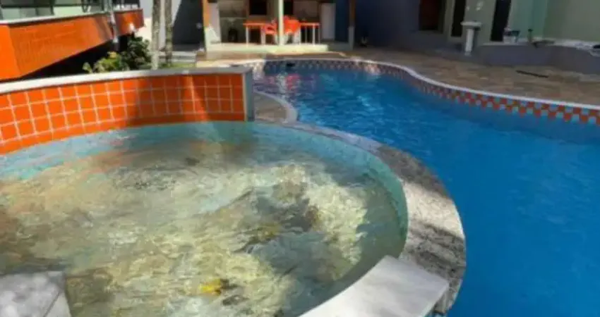 Ubatuba, Itaguá- Cobertura com 3 dormitórios, sendo 1 suíte em condomínio com piscina!