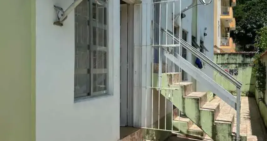 Ubatuba, Praia Grande- Apartamento térreo de 1 dormitório, a 400 metros do mar!
