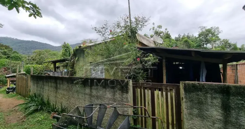 Ubatuba, sertão ubatumirim, casa 01 suíte + 1 banheiro, proximidades escola
