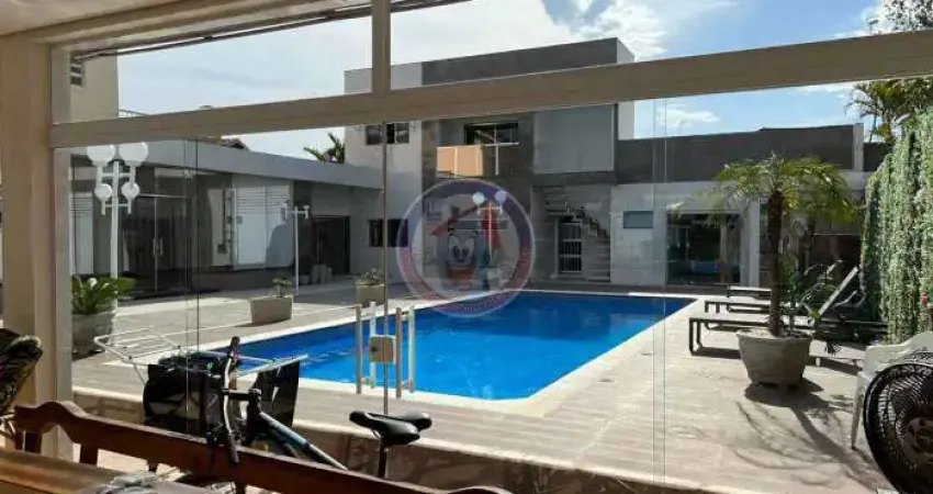 Sobrado com 5 quartos, Flórida, Praia Grande - R$ 3.95 mi, Cod: 7340-6