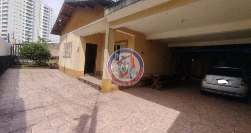 Casa com 3 quartos, Vila Anhanguera, Mongaguá - R$ 500 mil, Cod: 7004-2