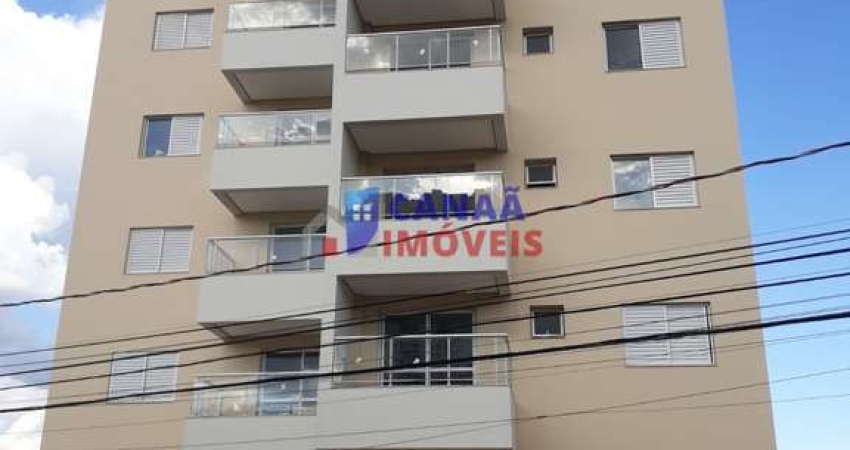 Studios 1/4 c/ armários novos &amp; prontos pra morar na região central de Uberlândia