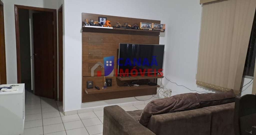 Apartamento 2 quartos todo c/ armários, próximo ao terminal e shopping temtem
