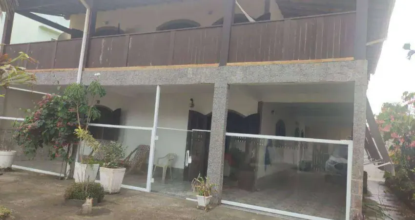 Casa com 3 dormitórios à venda, 254 m² por R$ 800.000,00 - Ouro Verde - Rio das Ostras/RJ