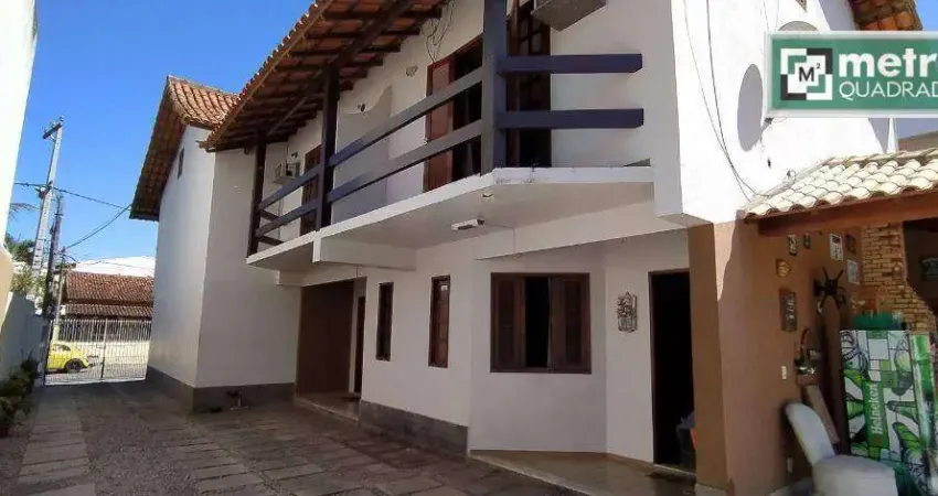 Imóvel composto por 4 casas para venda no Centro de Rio das Ostras