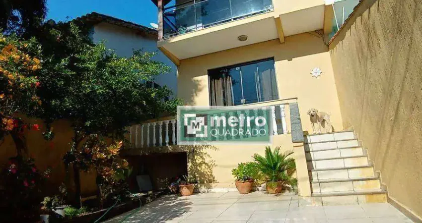 Casa com 2 quartos à venda na Rua dos Periquitos, 95, Residencial Camping do Bosque, Rio das Ostras