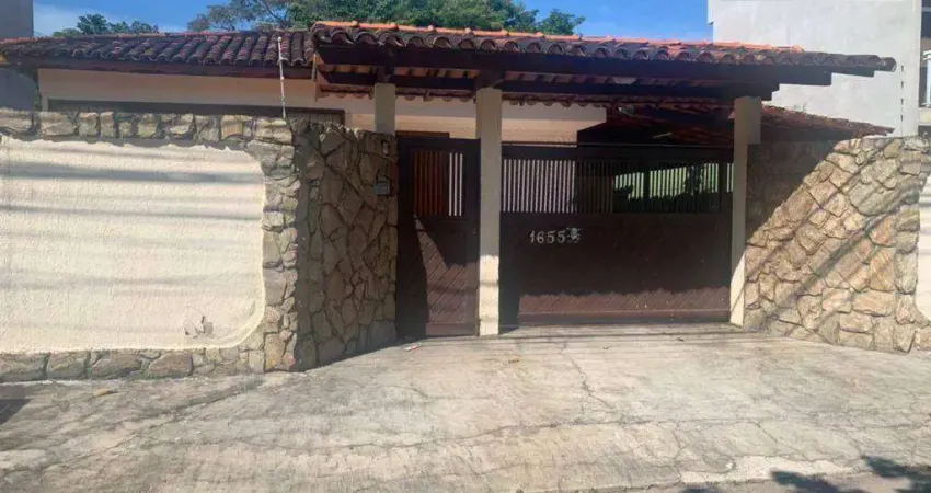 Casa com 5 dormitórios à venda, 148 m² por R$ 765.000,00 - Extensão do Bosque - Rio das Ostras/RJ