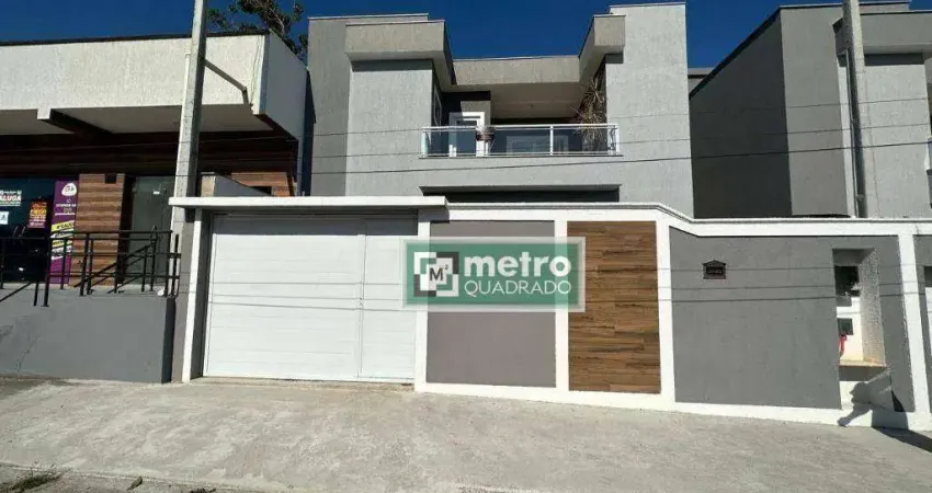 Casa com 3 dormitórios à venda, 180 m² por R$ 780.000,00 - Costazul - Rio das Ostras/RJ