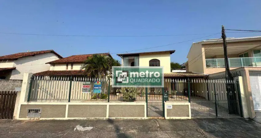 Casa com 3 dormitórios à venda, 203 m² por R$ 820.000,00 - Novo Rio Das Ostras - Rio das Ostras/RJ