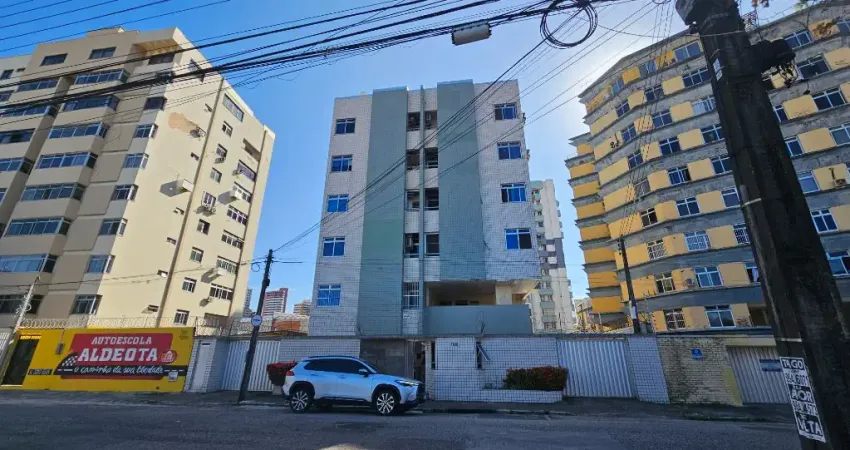 Apartamento com 2 quartos à venda na Rua Delmiro Gouveia, 1620, Varjota, Fortaleza