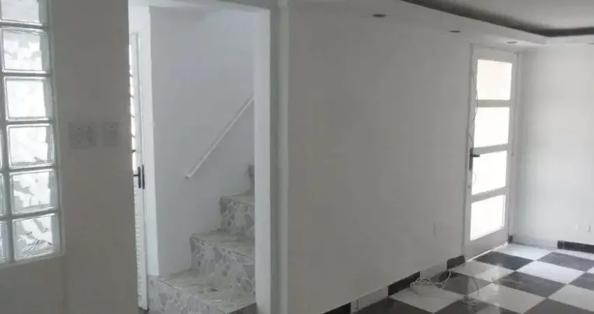 Ana imoveis - aluga-se casa c/ quintal em pirituba - r$ 1.500,00