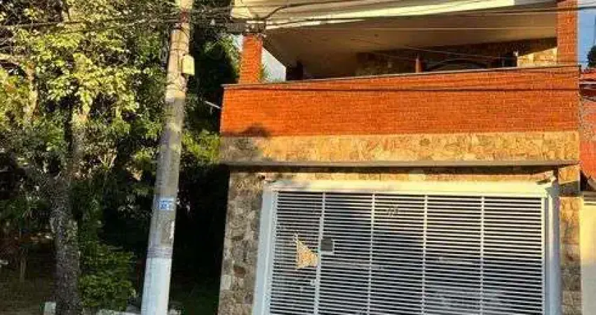 Sobrado para venda tem 330 metros quadrados com 4 quartos em Jardim Monte Alegre - São Paulo - SP