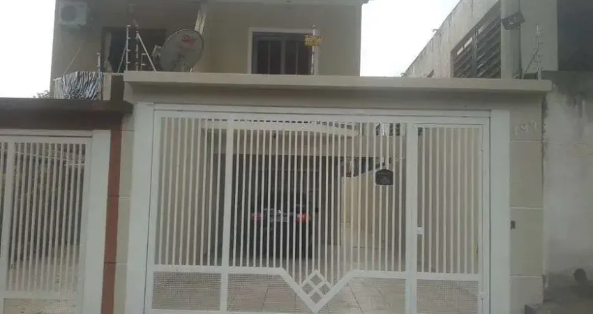 Sobrado com 3 dormitórios e 4 vagas de garagem - Vila Clarice - São Paulo - SP
