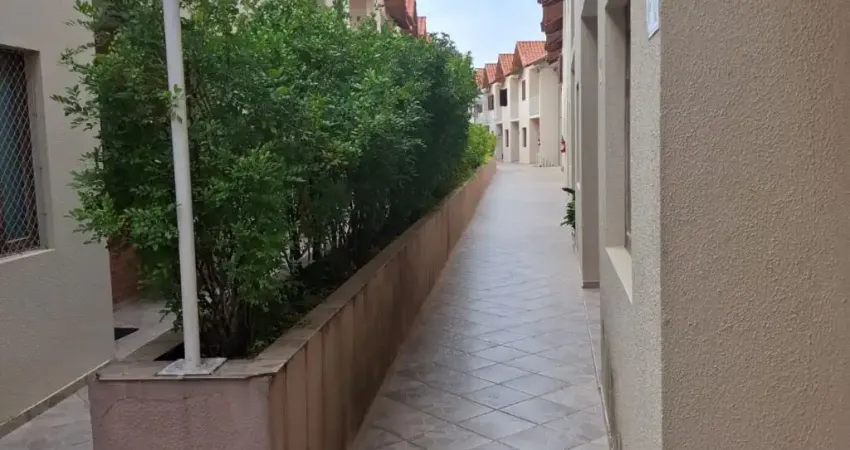 Casa com 2 quartos à venda na Rua João Veloso de Oliveira, 346, Parque São Domingos, São Paulo