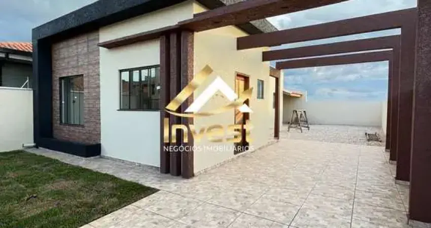 Casa 3 quartos sendo 1 suíte com muito espaço de terreno, edícula e garagem para 4 carros