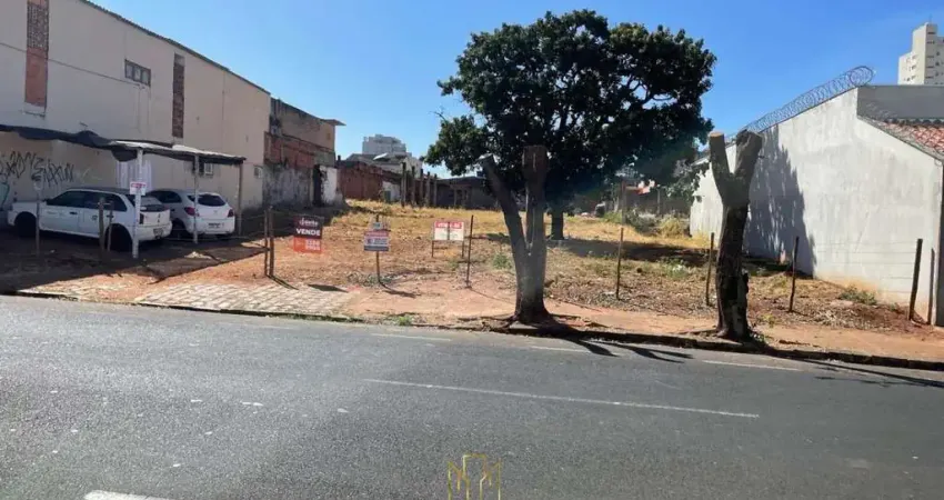 Terreno à venda no Martins, Uberlândia 