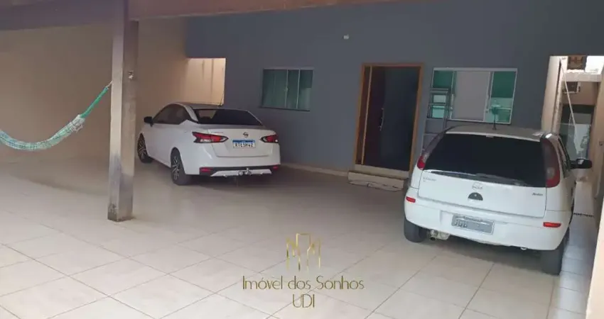 Casa com 3 quartos à venda no Pampulha, Uberlândia 