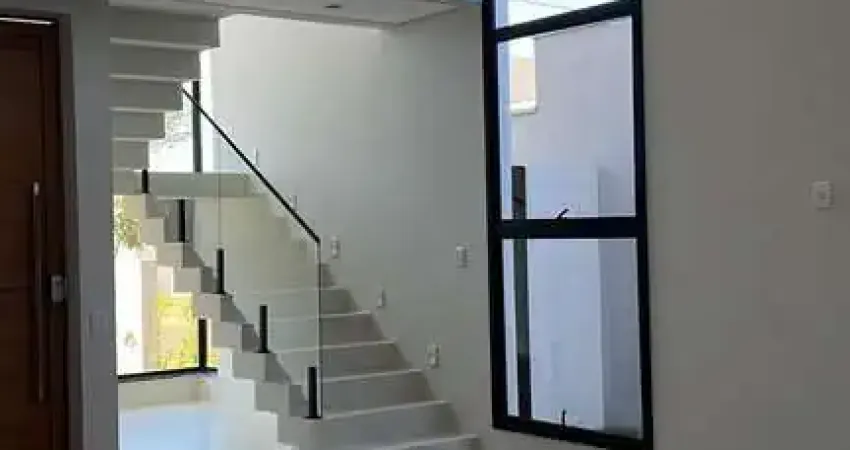 Luxuosa Casa em Condomínio à Venda em Uberlândia-MG, no Bairro Granja Marileusa - 3 Quartos, 3 Suítes, 2 Salas, 4 Vagas, 218m².