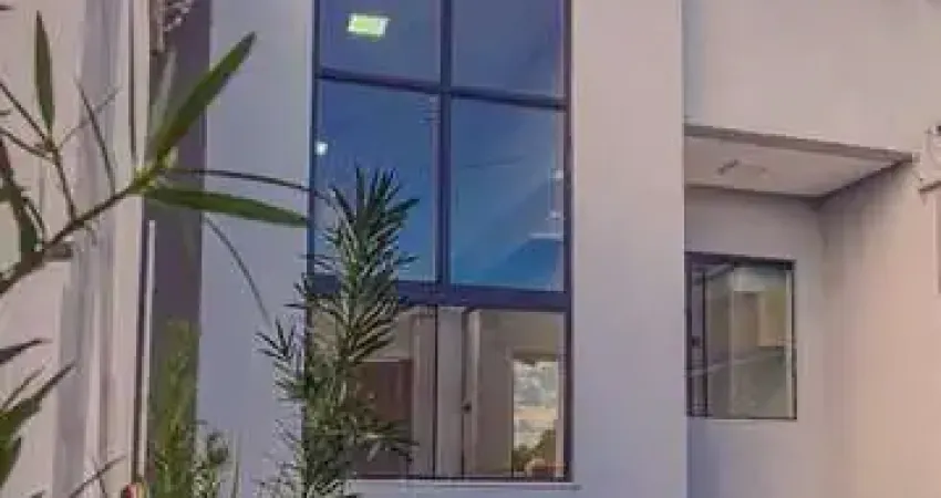 Casa à venda em Uberlândia-MG, Shopping Park: 3 quartos, 1 suíte, 2 vagas, 120m² de área. Confira!