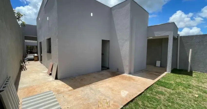 Imperdível: Casa à venda em Uberlândia-MG, Jardim Ipanema! 3 quartos, 2 suítes, 1 sala, 2 vagas, 130m². Confira!