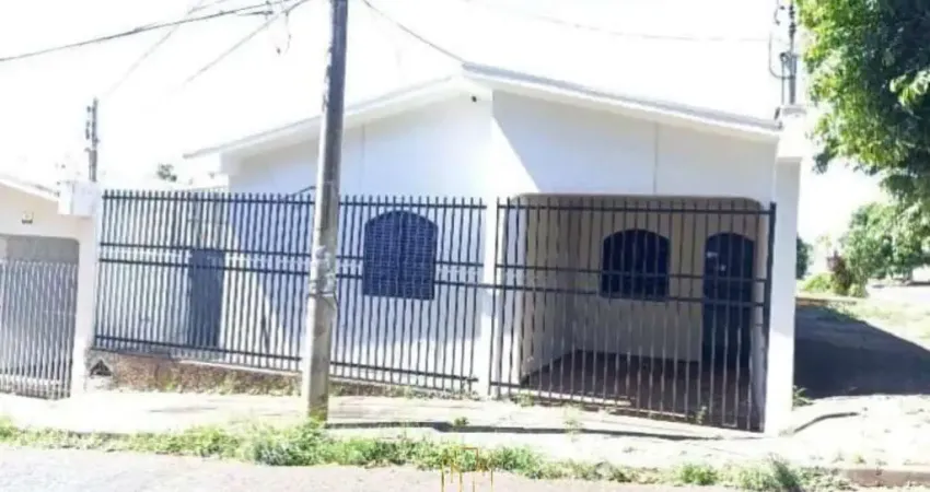 Imperdível oportunidade: Casa à venda em Uberlândia-MG, bairro Jaraguá, 3 quartos, 1 suíte, 1 sala, 2 banheiros e garagem