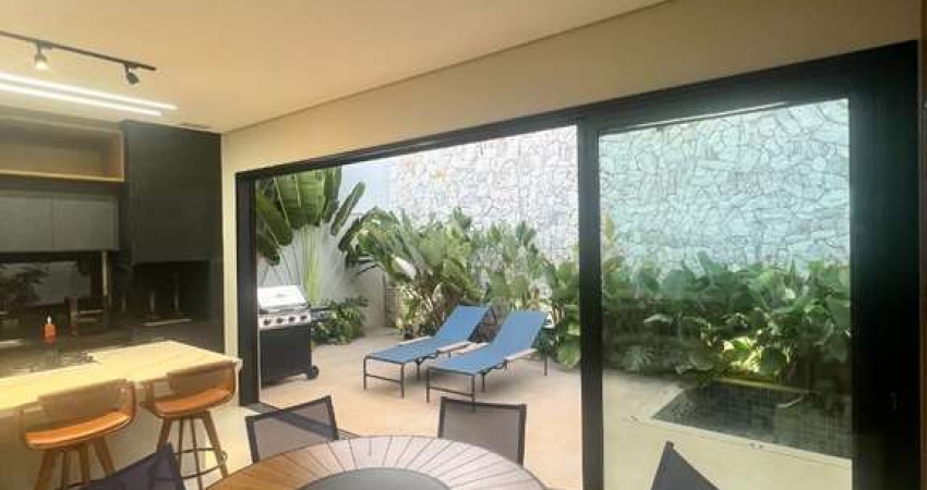 Condomínio Splendido: Linda propriedade à venda em Uberlândia-MG, Jardim Botânico. 3 quartos, 3 suítes, 1 sala, 4 banheiros, 2 vagas de garagem. 217m².