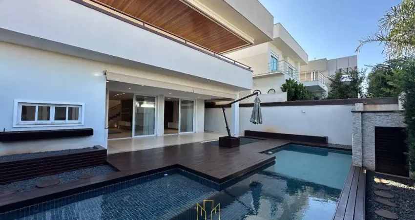 Condomínio Gênova: Residência de Luxo à Venda em Uberlândia - 4 Quartos, 4 Suítes, 6 Banheiros e 381m² de Área