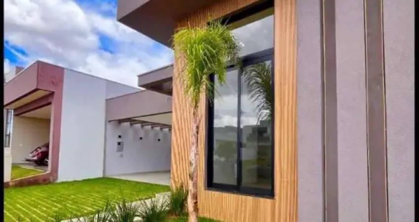 Área construída: 149,75,00 m² Área do terreno: 253,45,00 m²  3/4 sendo uma suíte  com closet; Sala em dois ambientes com pé direito duplo; Banheiro social; Cozinha integrada com pia em granito;  Área 