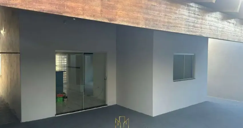 Casa à venda em Uberlândia-MG no Jardim Europa: 2 quartos, 1 sala, 1 banheiro, 3 vagas de garagem, 250,00 m² de área.
