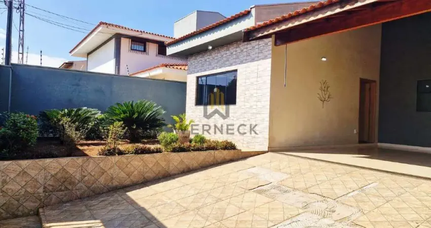 Casa térrea com 3 dormitórios, senso 1 suíte - Quintal - Ribeirânia