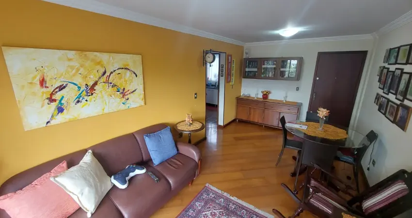 Apartamento com 2 quartos à venda na Avenida dos Estados, Água Verde, Curitiba