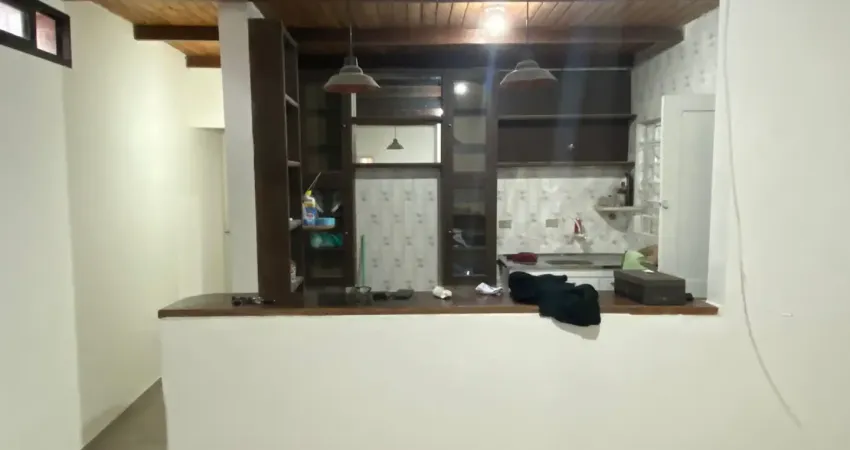 Casa com 2 quartos para alugar na Rua Fidelino de Figueiredo, 107, Vila da Saúde, São Paulo