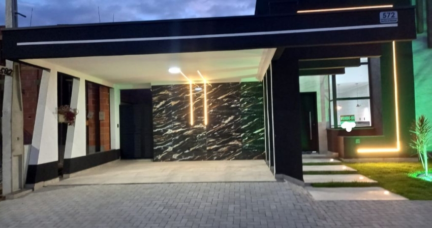 Linda Casa Nova em Condomínio