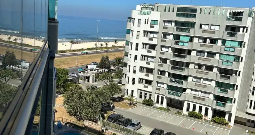 Apart hotel pronto para morar na Praia da Barra com vista mar.