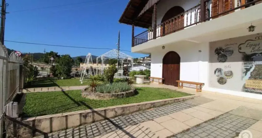 Casa com 4 quartos à venda no Valparaíso, Blumenau 